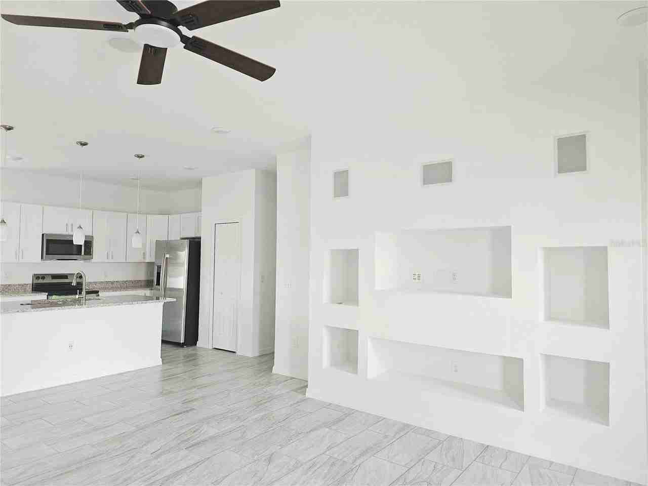 39 Catalina Ct - Photo 3 of 16