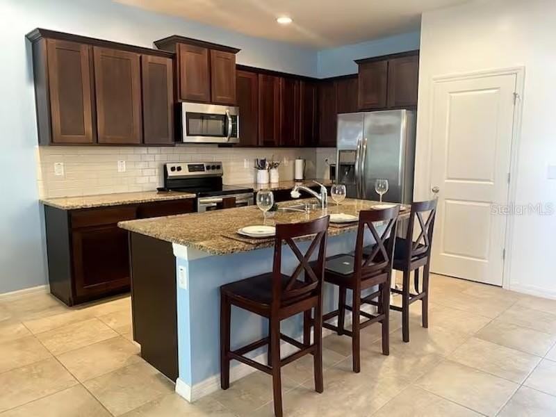 8618 Palmer Park Cir - Photo 4 of 14