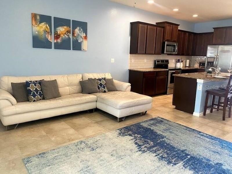 8618 Palmer Park Cir - Photo 6 of 14