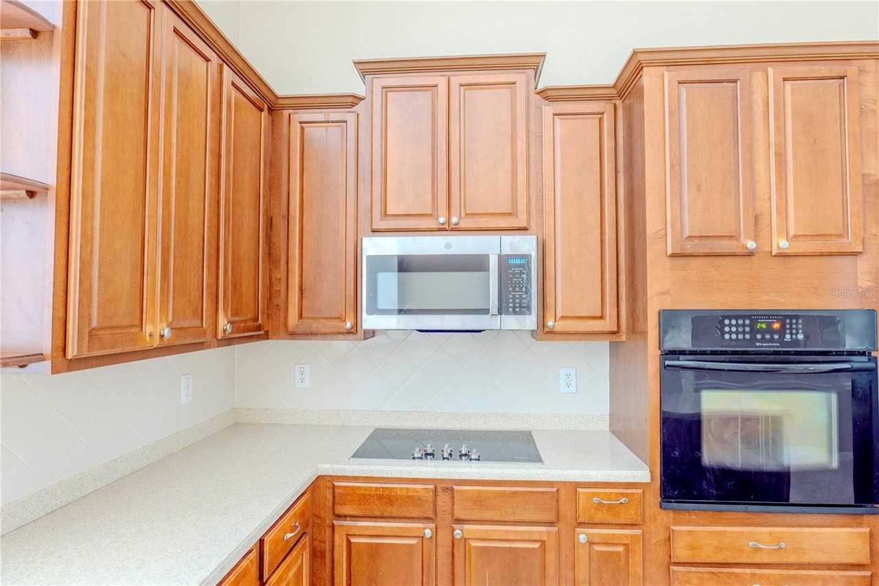 12507 Burgess Hill Dr - Photo 5 of 20