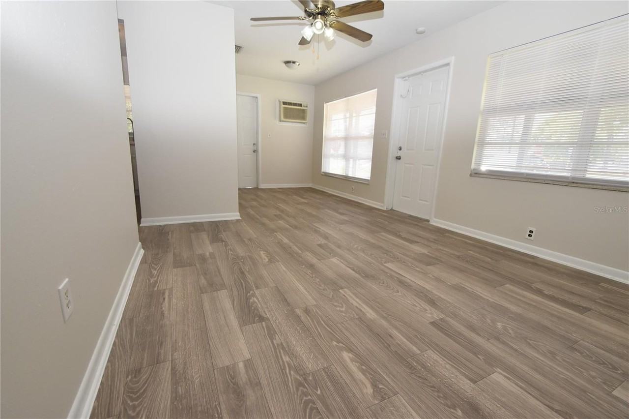 10001 N 22nd St - Photo 2 of 13