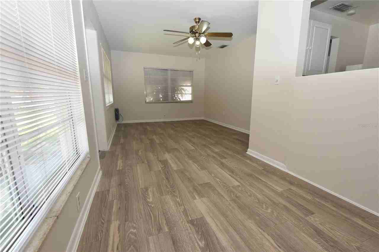 10001 N 22nd St - Photo 3 of 13