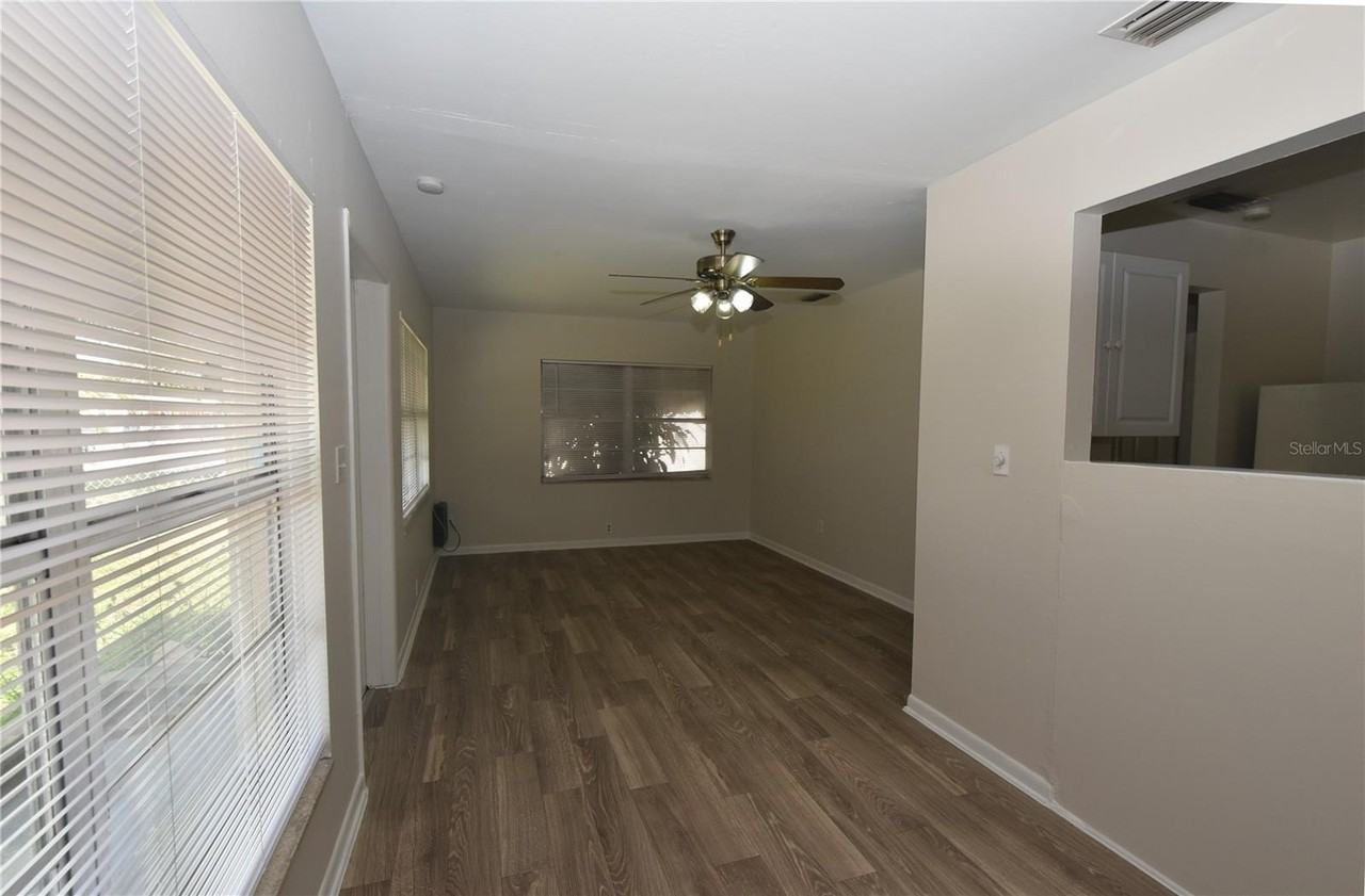 10001 N 22nd St - Photo 4 of 13