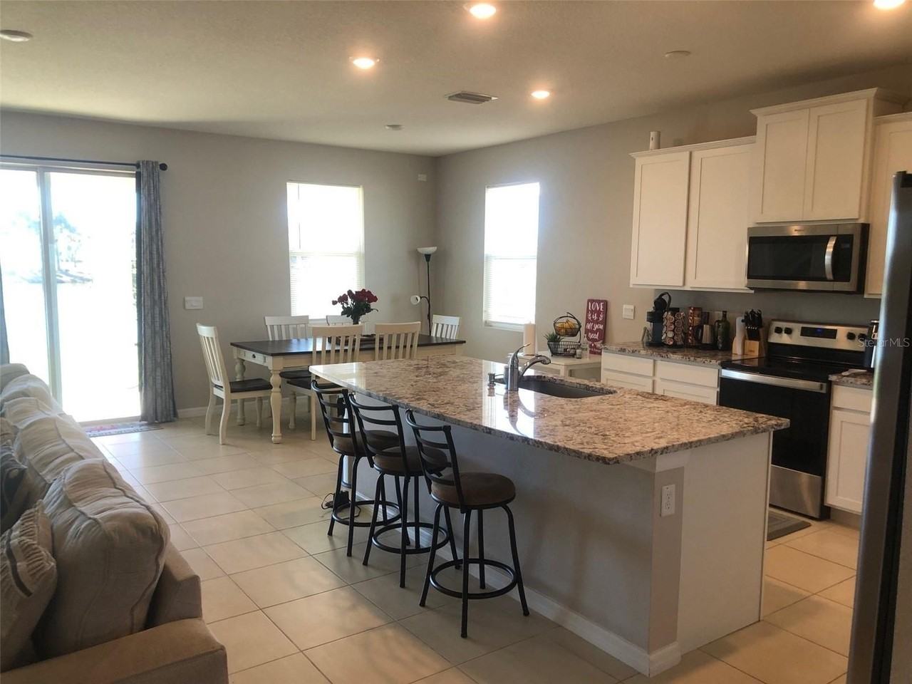 16634 Mooner Plank Cir - Photo 5 of 30