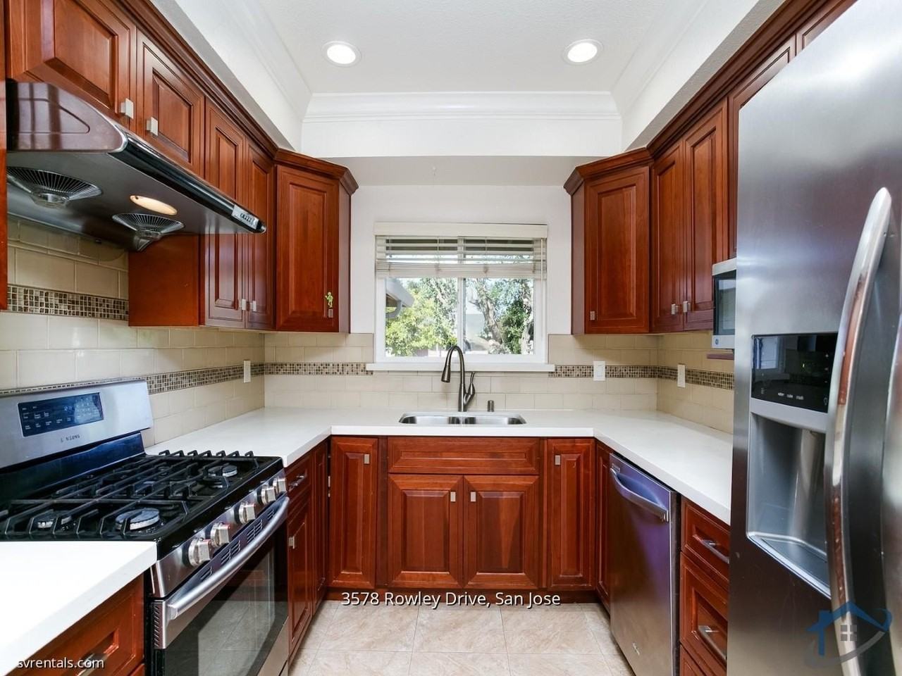 3578 Rowley Dr - Photo 4 of 22