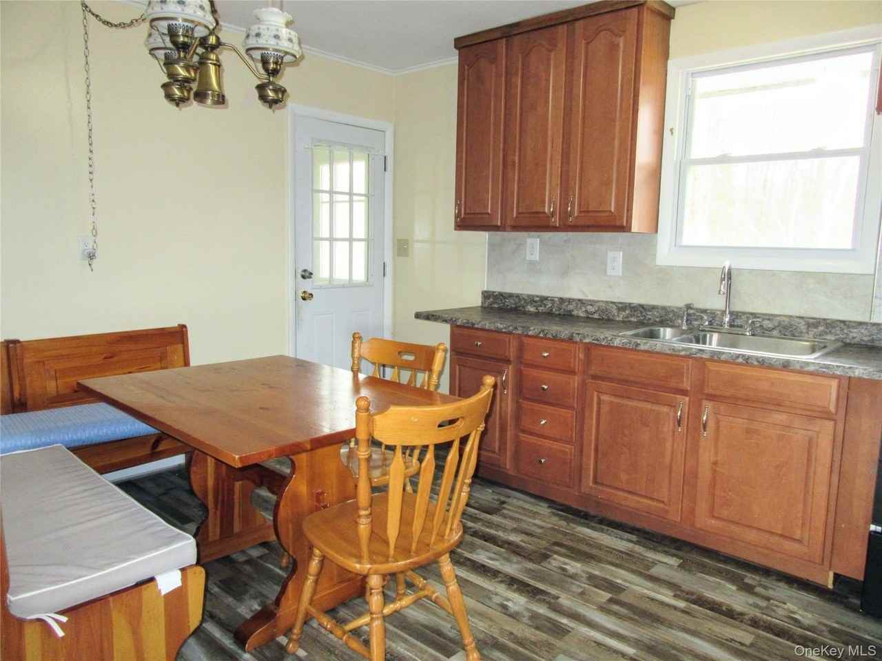 18 Station Rd - Photo 5 of 20