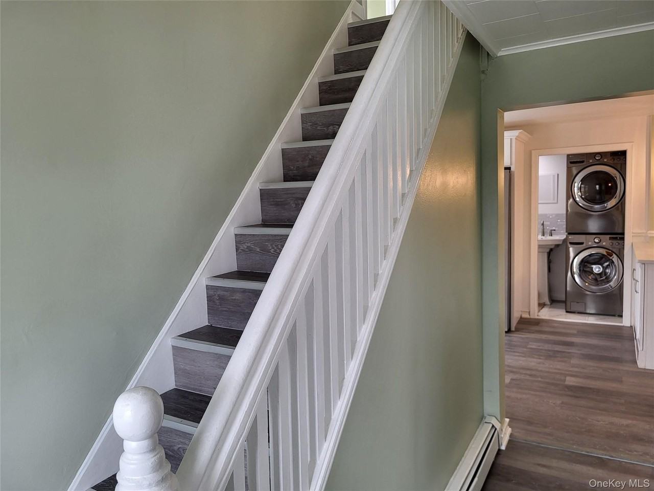 83 W Main St - Photo 3 of 36