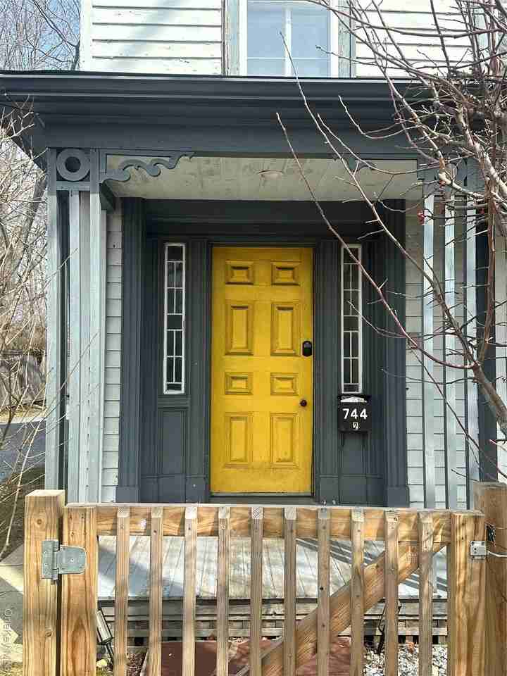 744 Main St Unit 2 - Photo 2 of 18