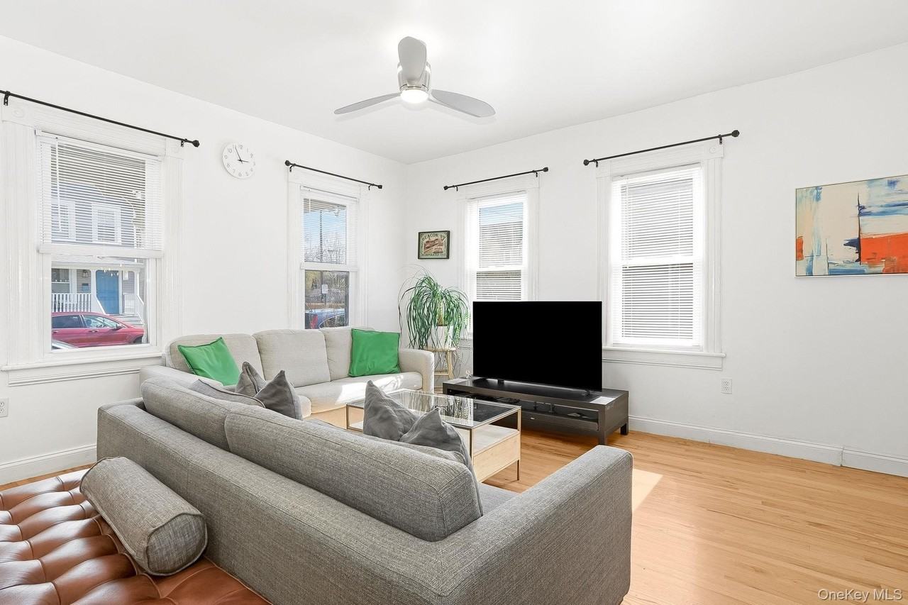 11 S Cedar St - Photo 6 of 31