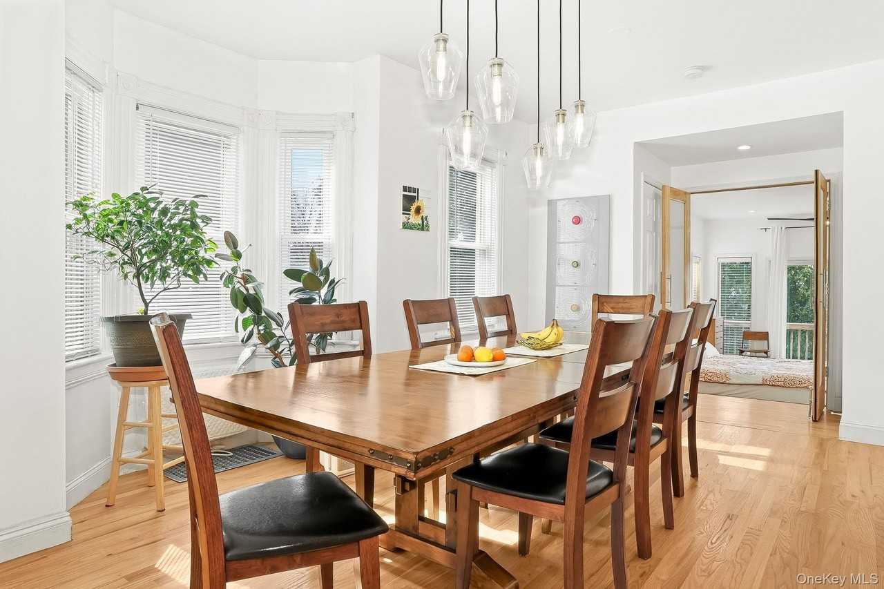 11 S Cedar St - Photo 7 of 31