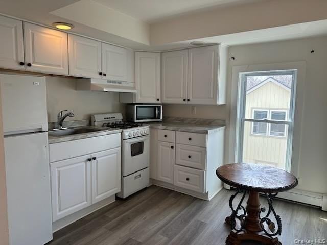 17 West St Unit 2 - Photo 4 of 17