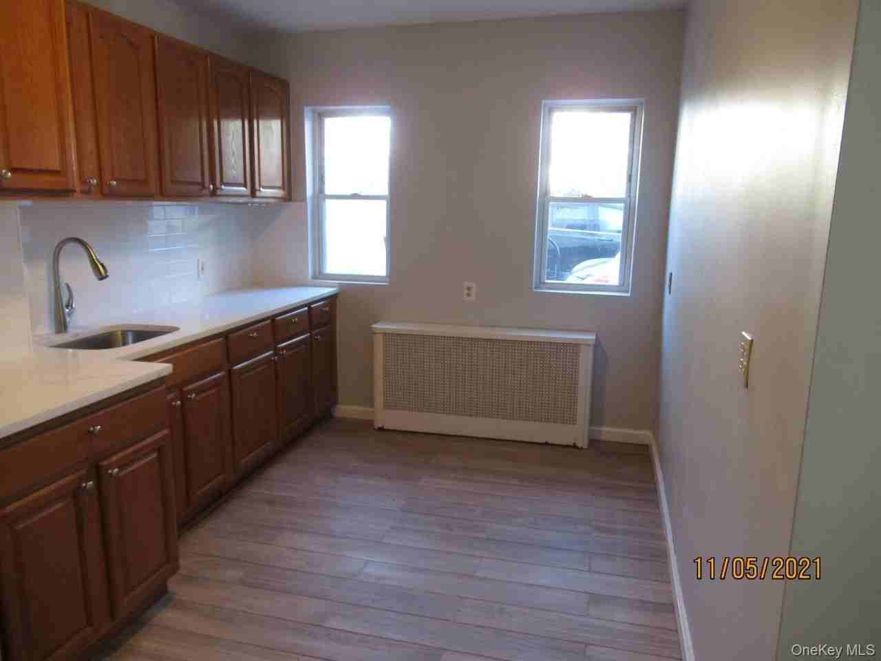 6091 54th St Apt 2r - Photo 2 of 16