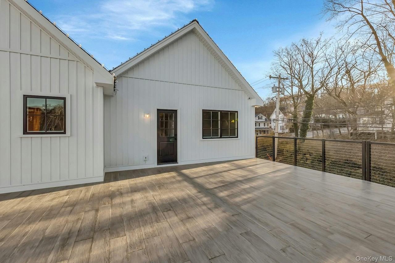 156 W Broadway Unit 3 - Photo 2 of 20