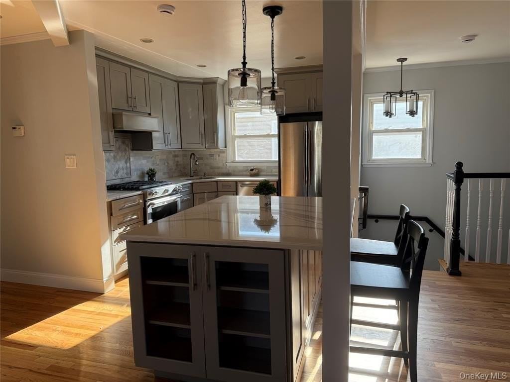 7 Gibson Blvd Unit 2 - Photo 2 of 10