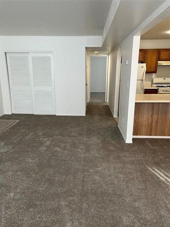 204 Pine Hollow Way - Photo 7 of 11