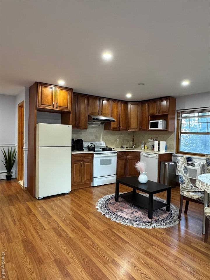 287 Route 32 Unit 202 - Photo 3 of 8