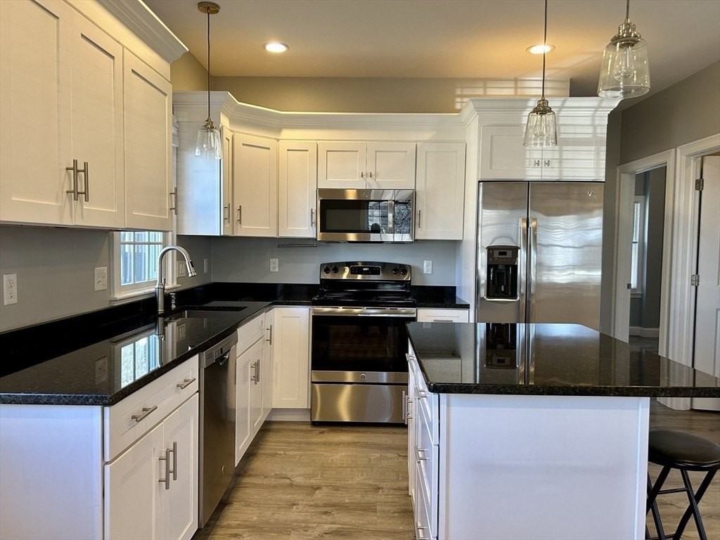 127 Bridge St Unit 1r - Photo 3 of 14