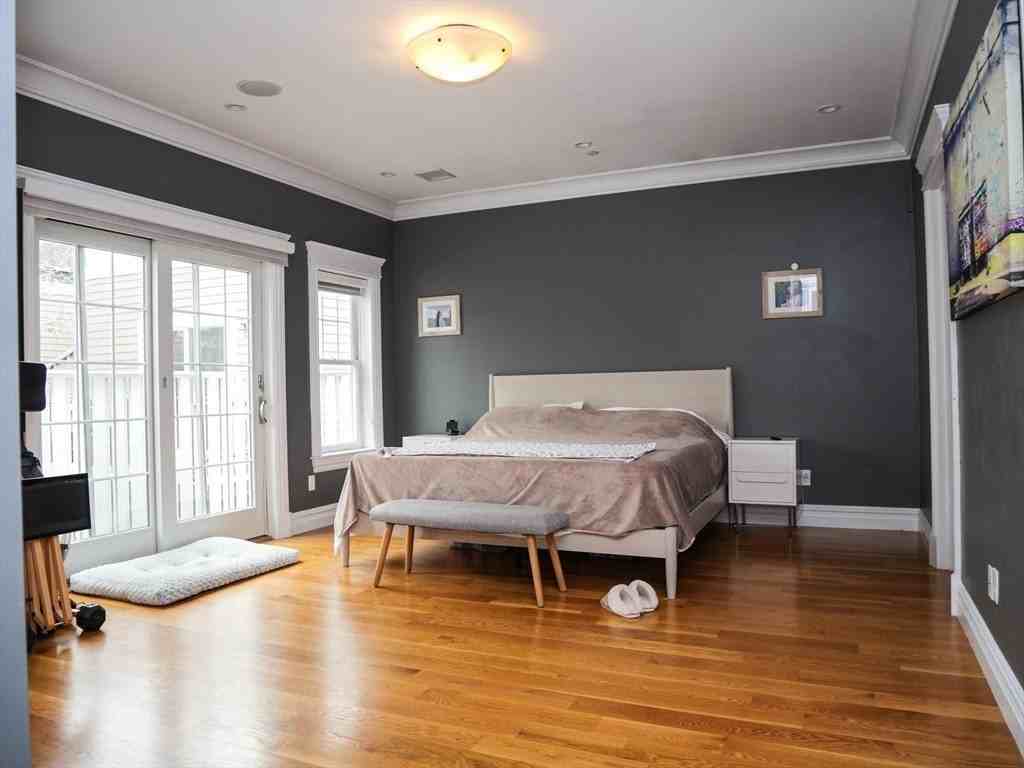 161 Tudor St Unit 3 - Photo 4 of 34