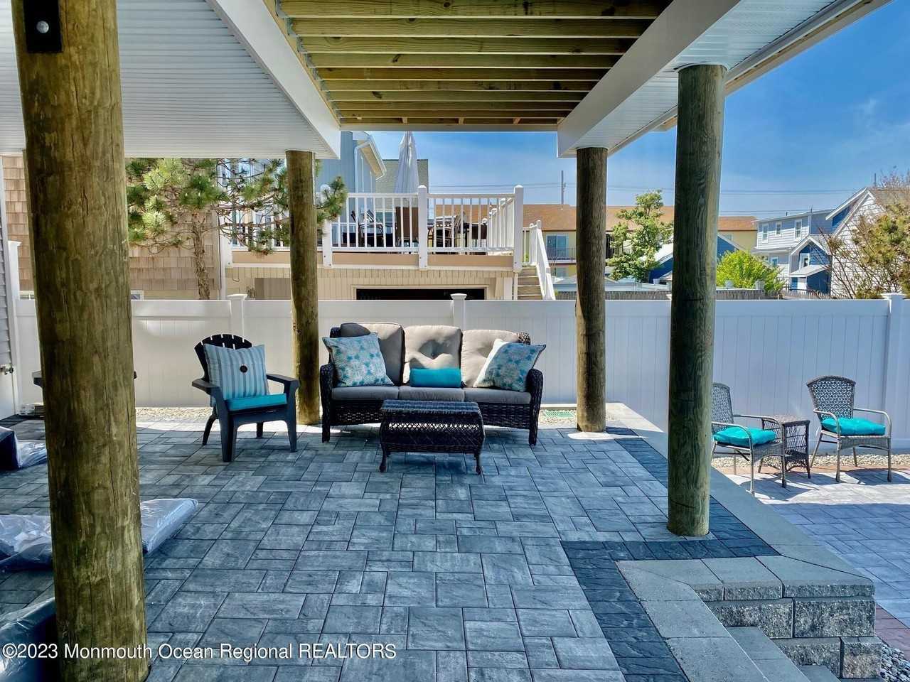 36 1st Avenue - Photo 2 of 29