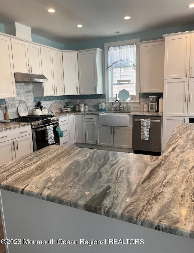 36 1st Avenue - Photo 6 of 29