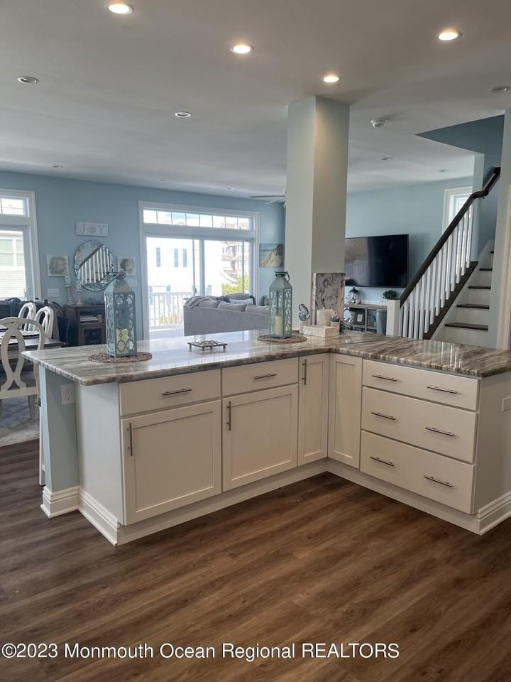 36 1st Avenue - Photo 7 of 29