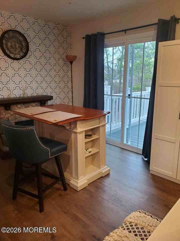 102 Maria Loretta Ln - Photo 7 of 19