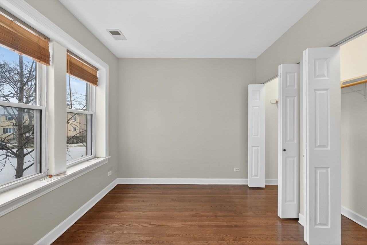 9100 Lamon Ave #1N - Photo 5 of 22