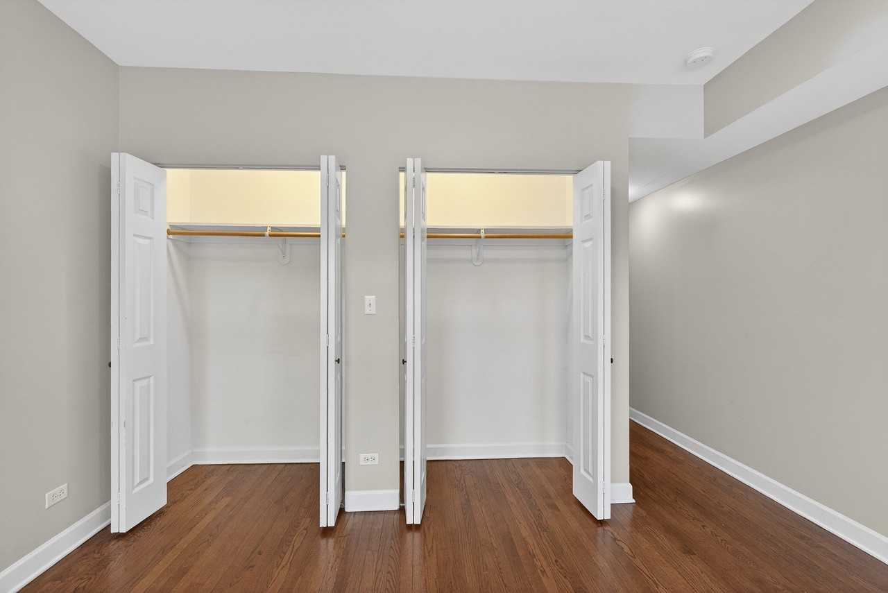 9100 Lamon Ave #1N - Photo 6 of 22