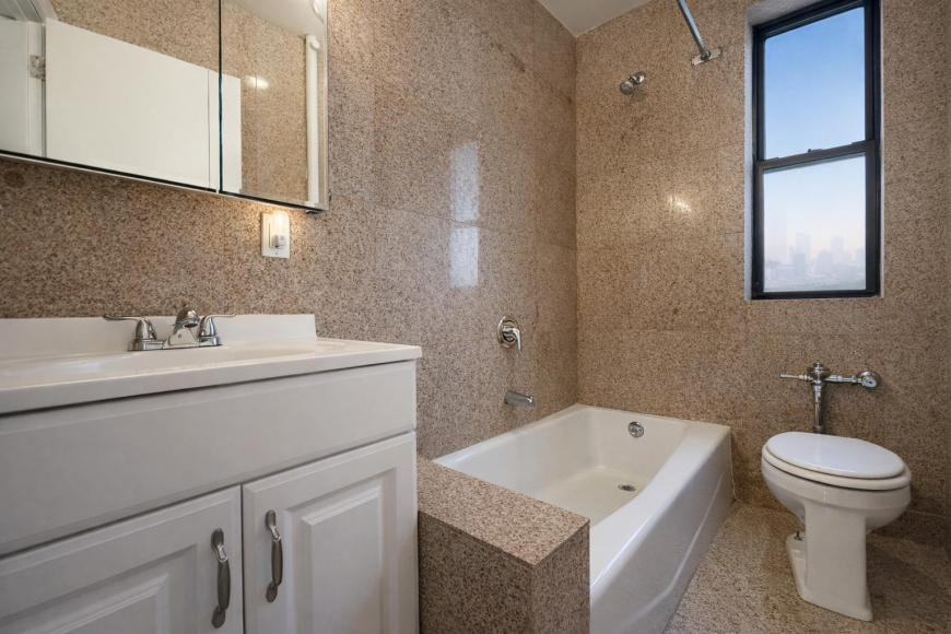 282 Cabrini Blvd - Photo 7 of 7