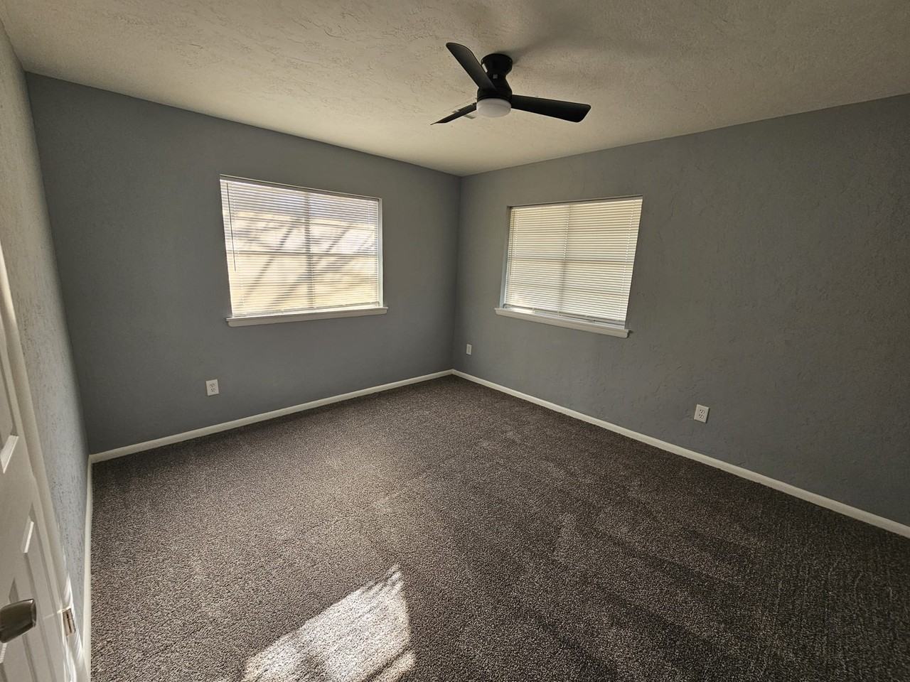 707 Nw Arlington Ave #1 - Photo 5 of 13