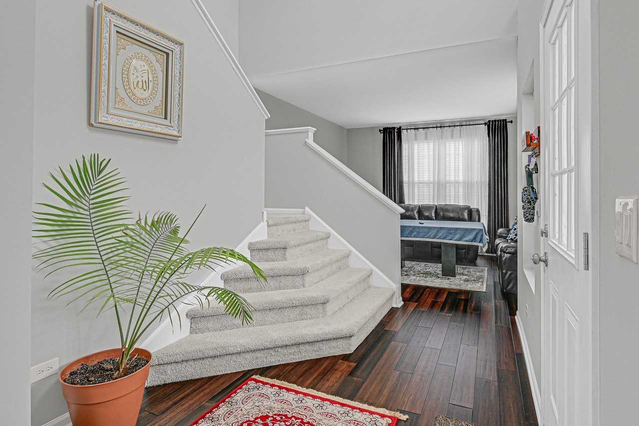 5103 Gardiner Glenn Dr - Photo 3 of 14