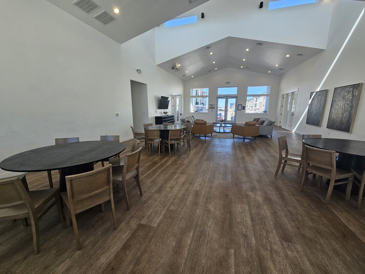 13526 S Maximus Dr #1 - Photo 3 of 39