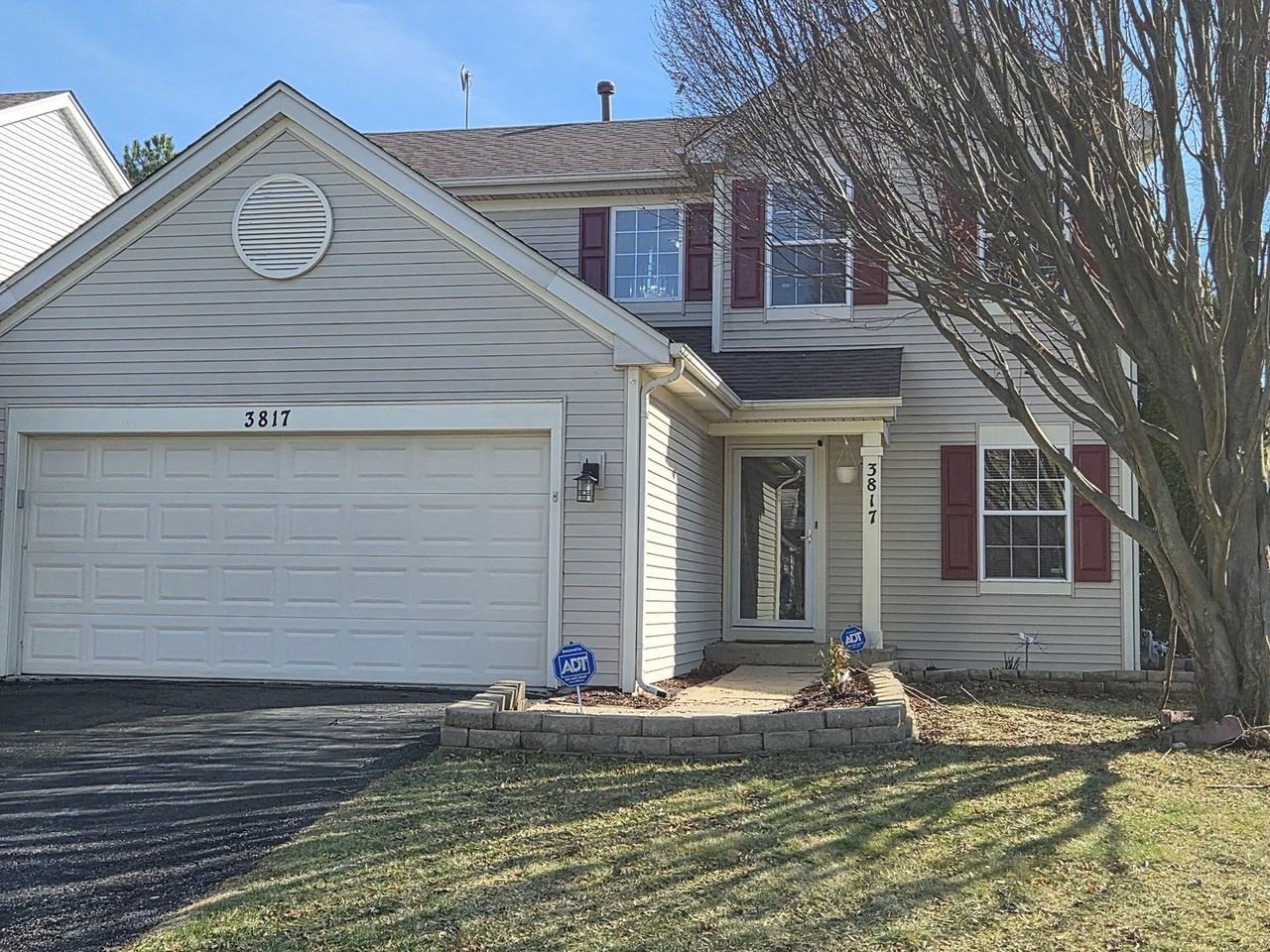 3817 Baybrook Dr - Photo 3 of 40