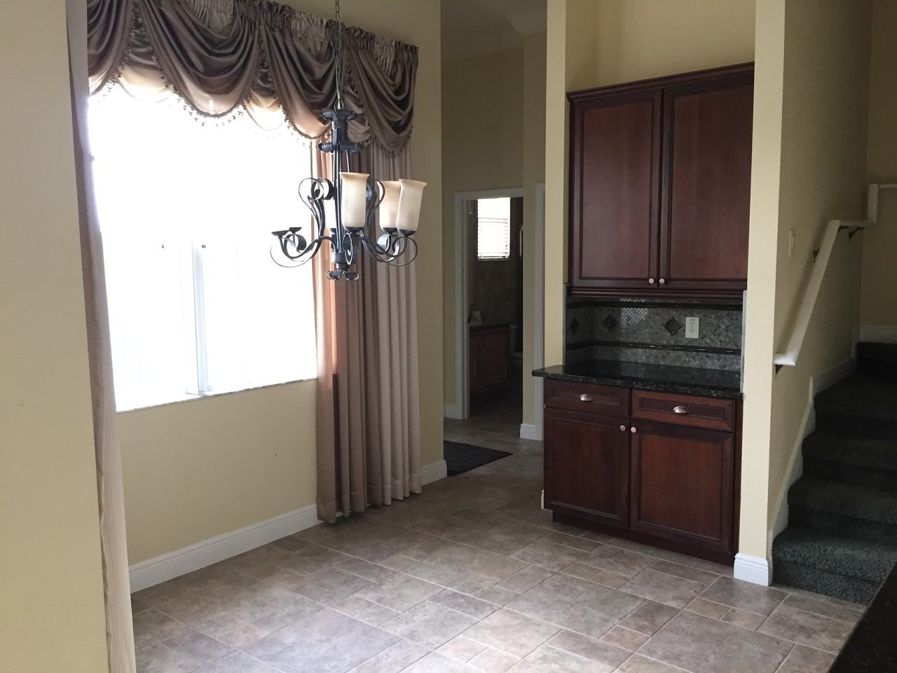 4439 Harts Cove Way - Photo 3 of 21