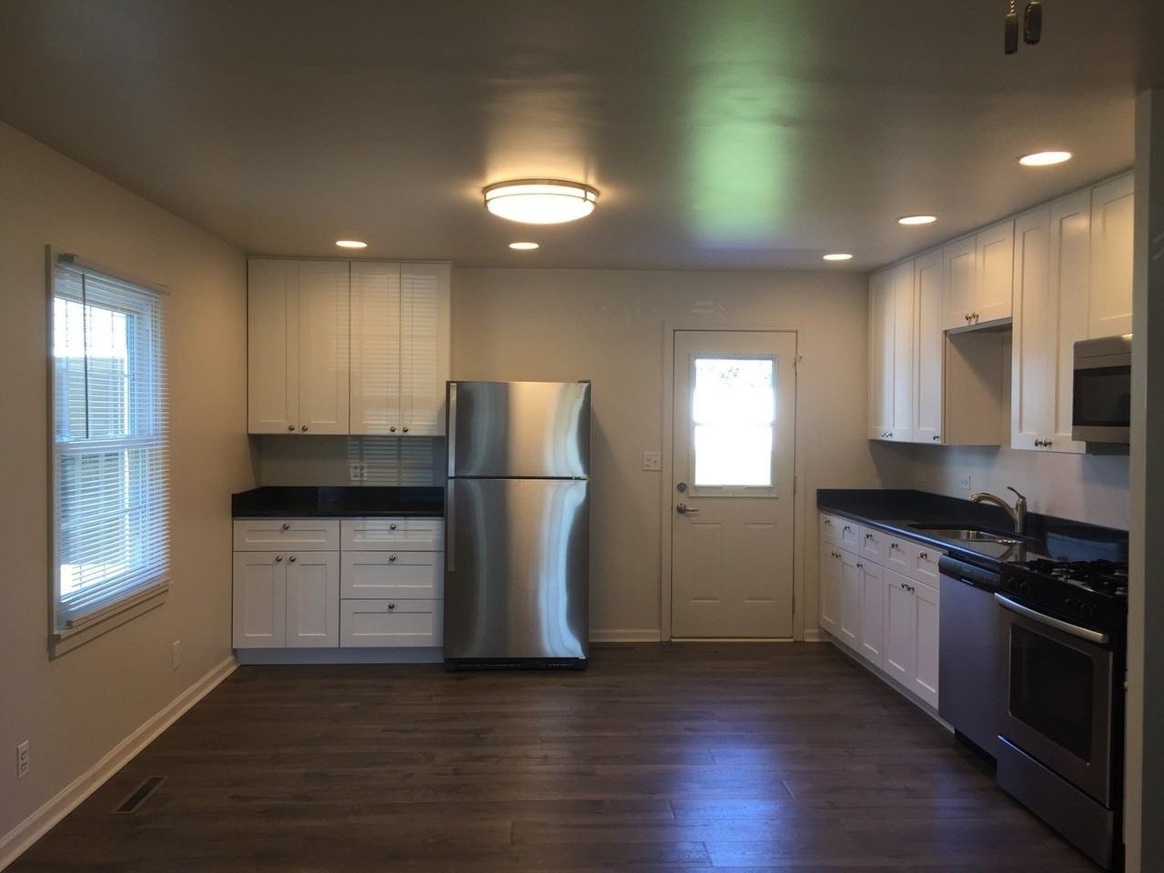 2 Sweetbriar Ct - Photo 2 of 10