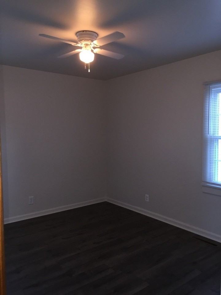 2 Sweetbriar Ct - Photo 6 of 10