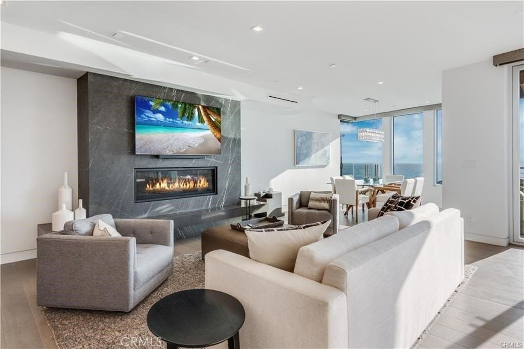 810 Esplanade #C - Photo 7 of 31