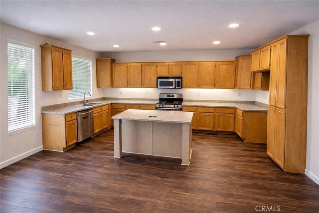 11971 Limestone Ct - Photo 7 of 21