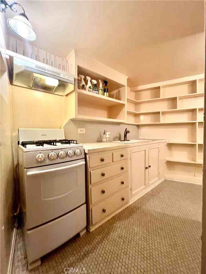 8264 Gould Ave - Photo 2 of 12