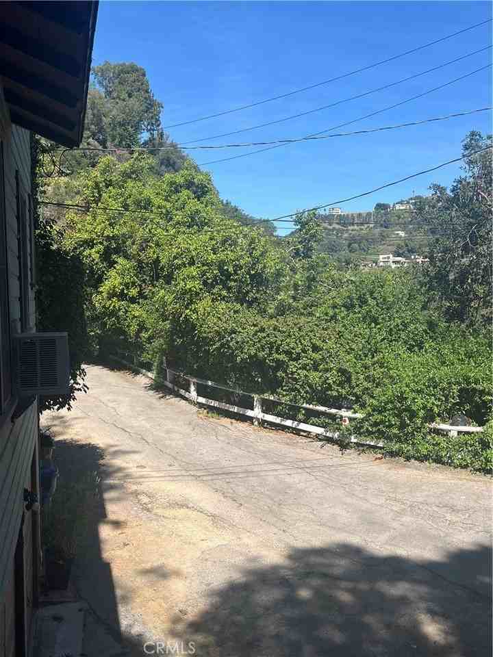 8264 Gould Ave - Photo 7 of 12