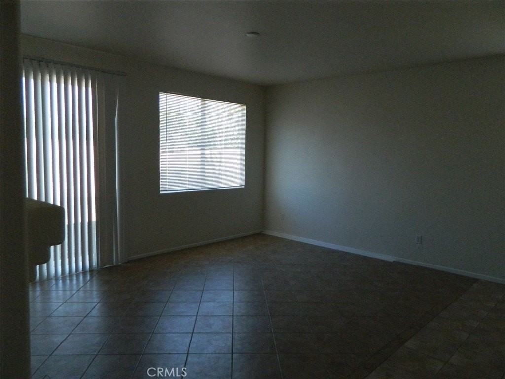 32945 Serena Way - Photo 4 of 18