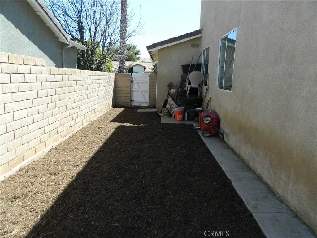 32945 Serena Way - Photo 7 of 18