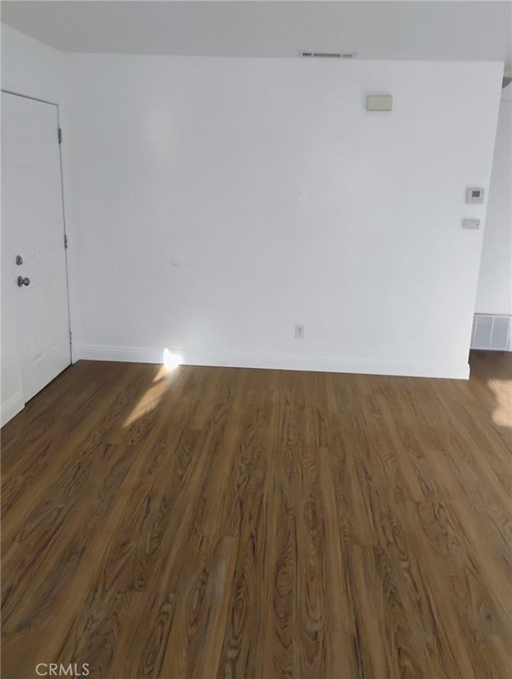 21862 Dracaea Ave - Photo 5 of 9