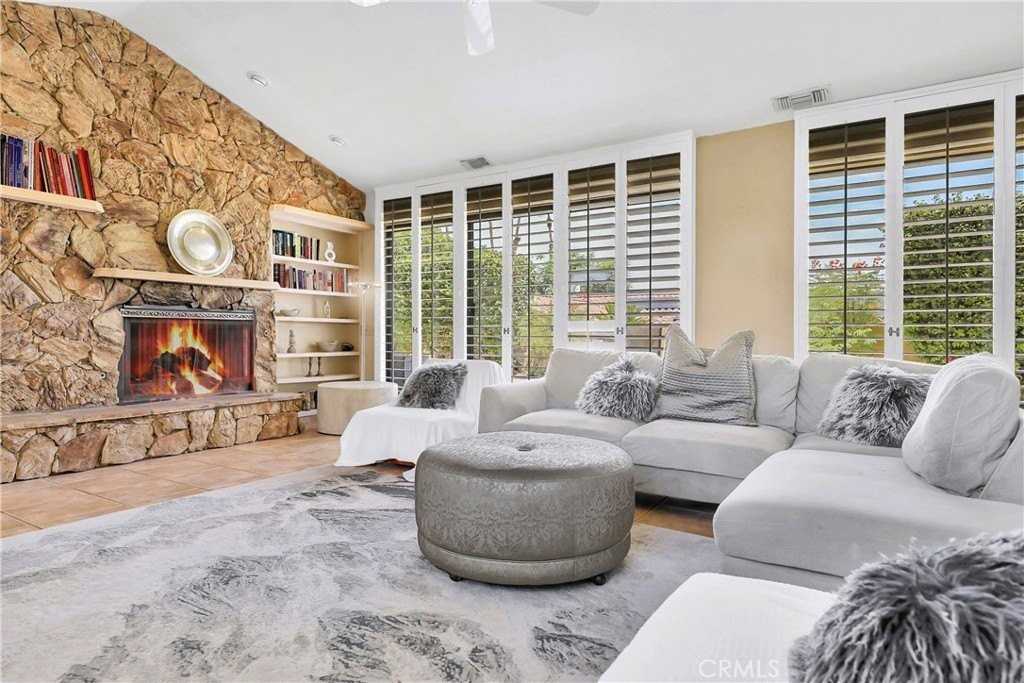 72816 Mesa View Dr - Photo 2 of 36