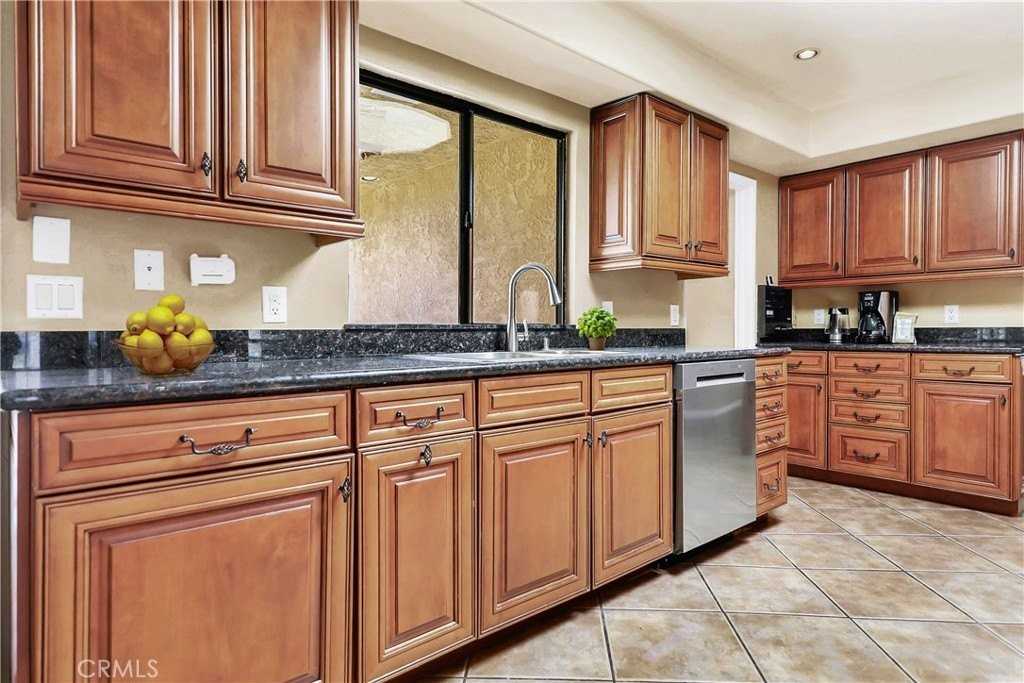 72816 Mesa View Dr - Photo 7 of 36