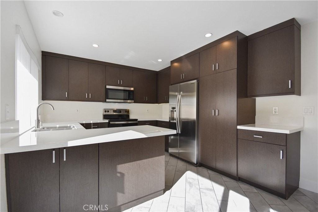 11 Dragonfly - Photo 2 of 8