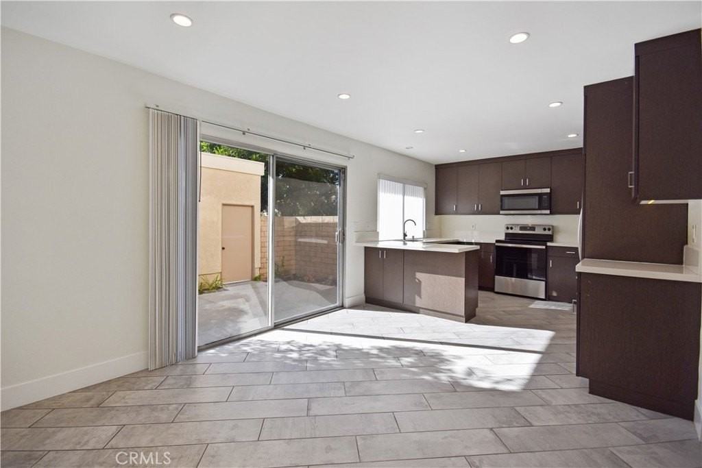 11 Dragonfly - Photo 3 of 8