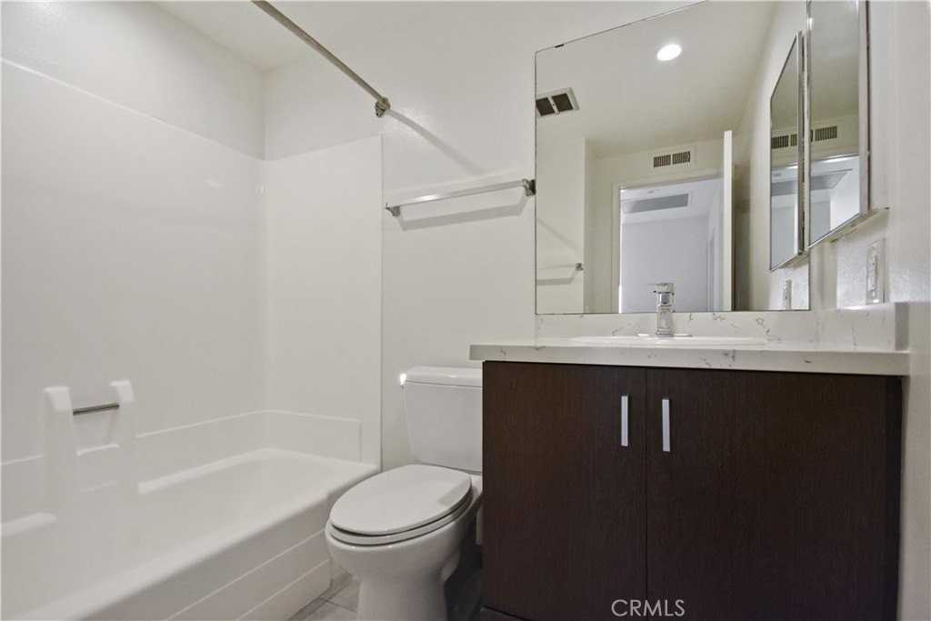 11 Dragonfly - Photo 5 of 8