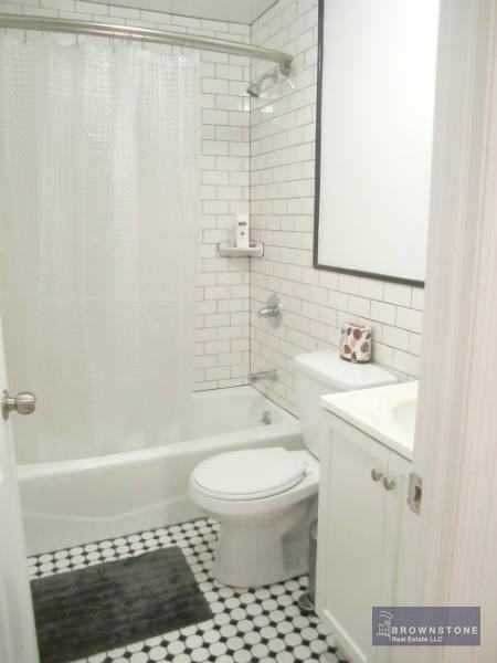 586 Henry St - Photo 6 of 7