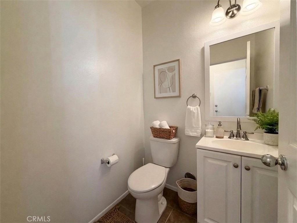 32 Tradewinds - Photo 4 of 16